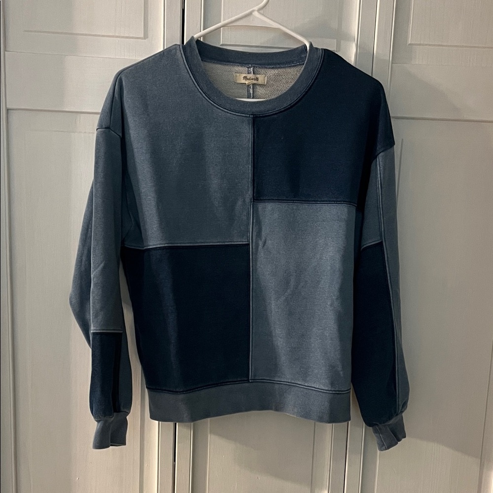 Madewell Women's Patchwork Sweatshirt - Navy and Blue